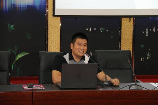 武汉软件工程职业学院王中林、陈浩川教授来校作专题报告(图1)
